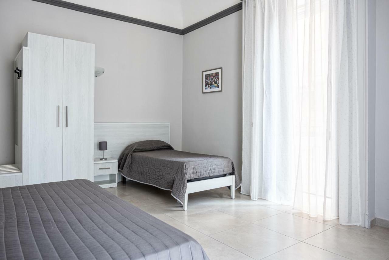 Hotel Costanza كاتانيا المظهر الخارجي الصورة